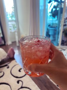 美帆先生の作るストロベリーカクテル